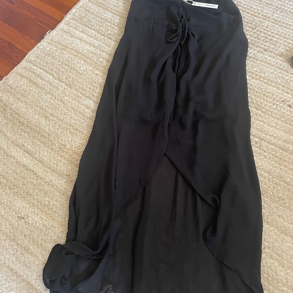 Crescent MIDI dress, from boutique, NWT, size M, sheer - Picture 6 of 7